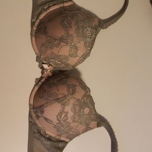 Victoria,s Secret  Bra